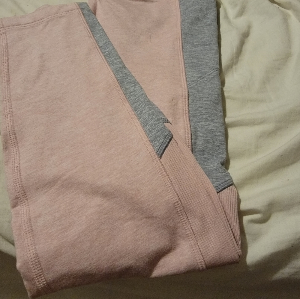 Pink leggings